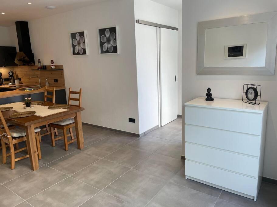 Gemuetliche, Topp Ausgestattete Ferienwohnung Bann Exterior foto